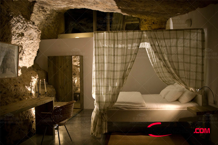 地下矿洞酒店.jpg 地下矿洞酒店