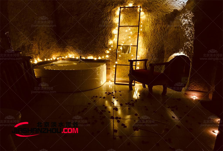 仿真岩洞酒店浴室.jpg 仿真岩洞酒店浴室