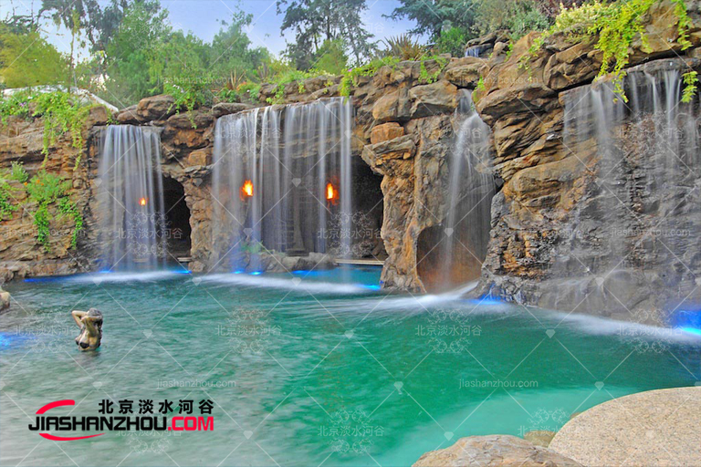 塑石假山.jpg 塑石假山