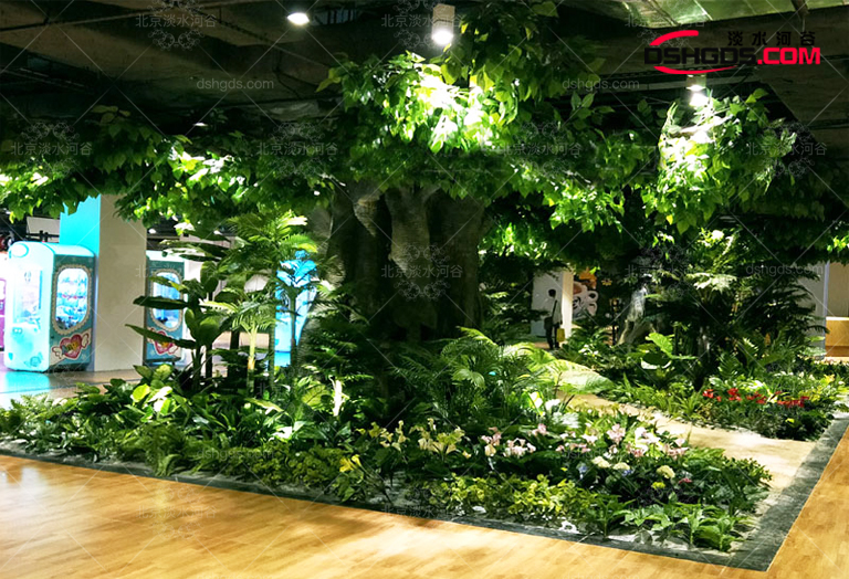 仿真榕树.jpg 仿真榕树