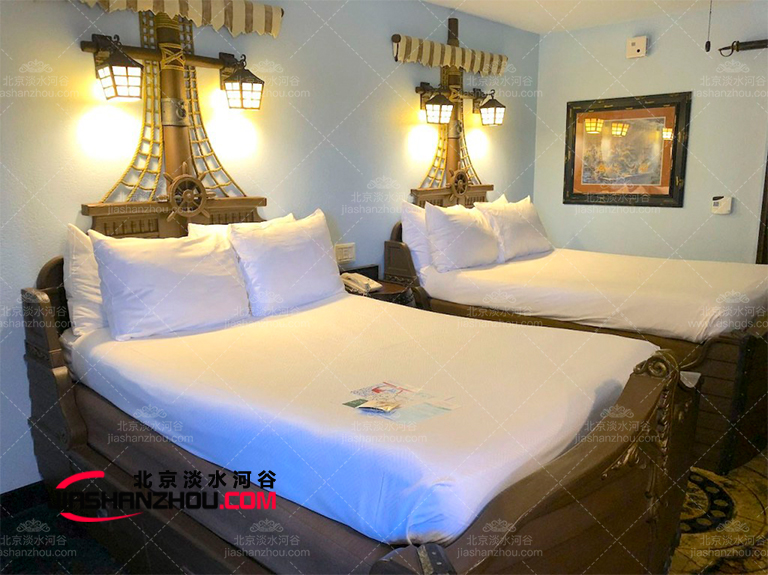 卡通主题酒店雕塑.jpg 卡通主题酒店雕塑