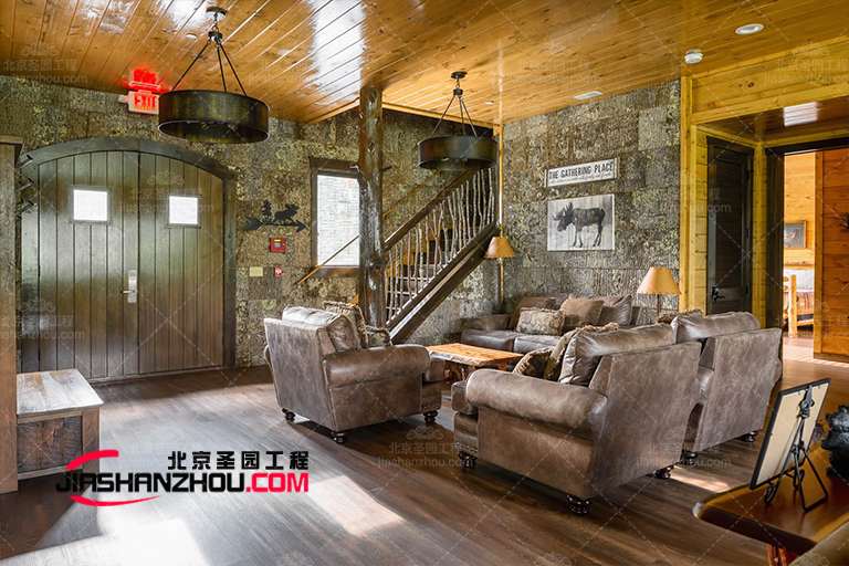 仿真木质洞穴酒店.jpg 仿真木质洞穴酒店