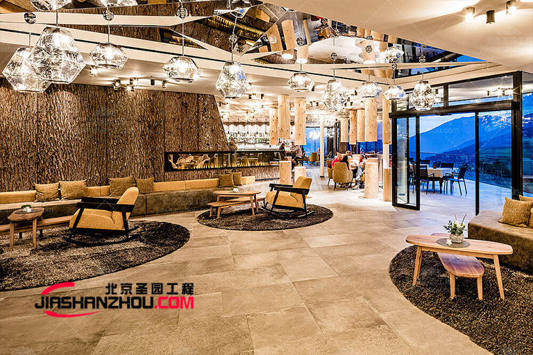 木质酒店.jpg 木质酒店