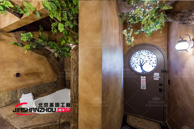 仿真树主题雕塑酒店.jpg 仿真树主题雕塑酒店