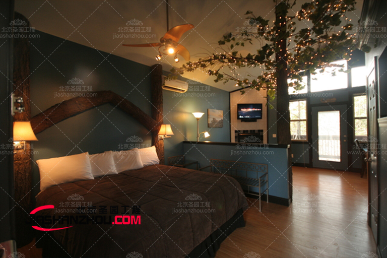 仿真树主题雕塑酒店.jpg 仿真树主题雕塑酒店