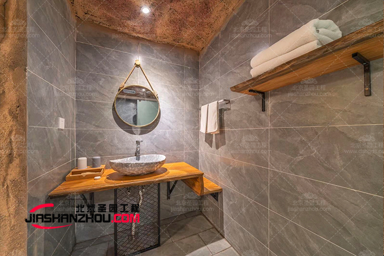 山洞豪宅浴室.jpg 山洞豪宅浴室