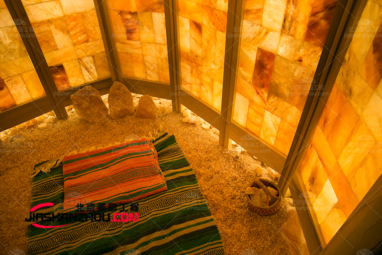 洞穴主题盐疗别墅.jpg 洞穴主题盐疗别墅