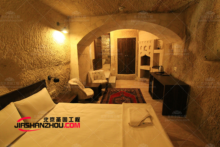 洞穴豪宅别墅.jpg 洞穴豪宅别墅