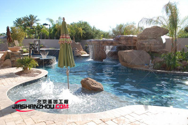 塑石假山.jpg 塑石假山