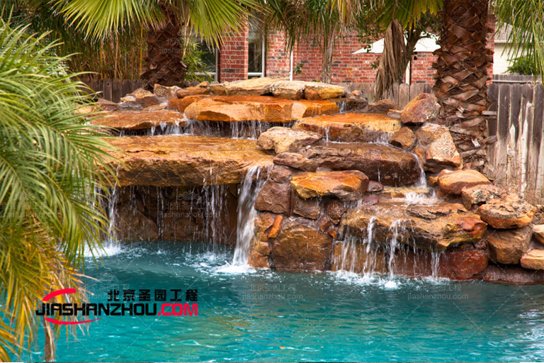 塑石假山.jpg 塑石假山