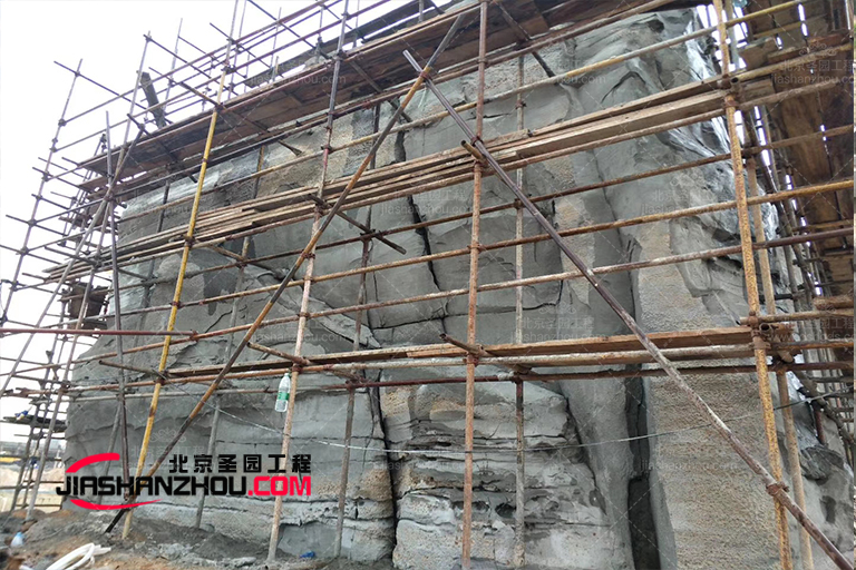 塑石假山.jpg 塑石假山