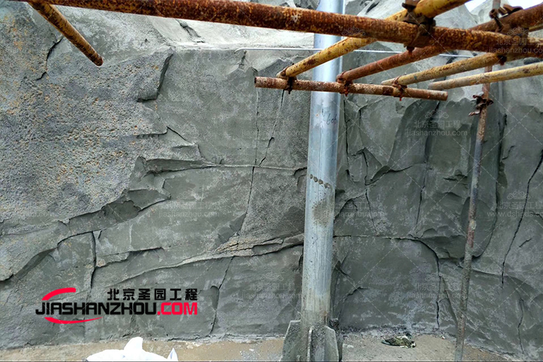 塑石假山.jpg 塑石假山