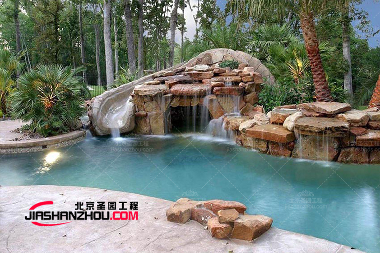 塑石假山水池.jpg 塑石假山水池