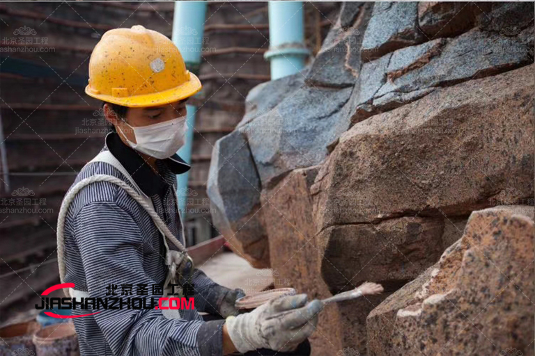 塑石假山水池.jpg 塑石假山水池