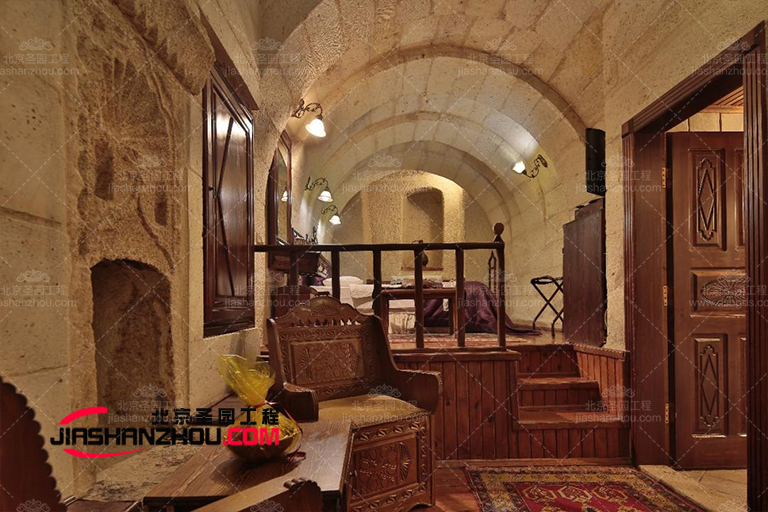 洞穴轰趴馆.jpg 洞穴轰趴馆