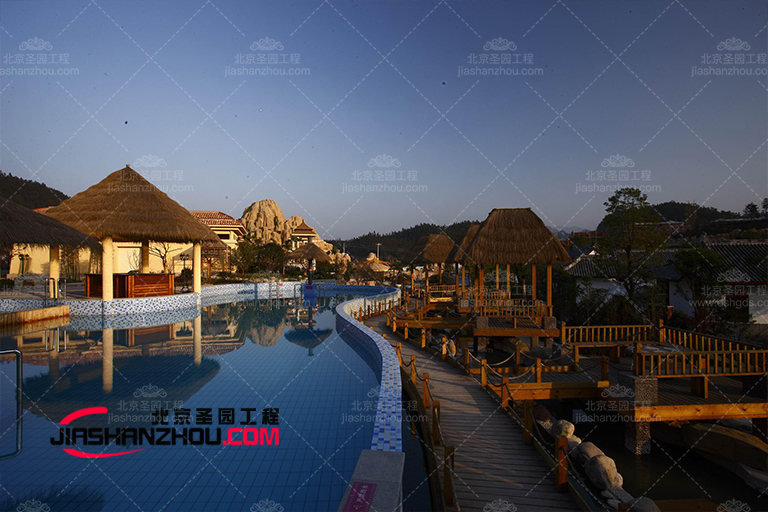 塑石假山.jpg 塑石假山