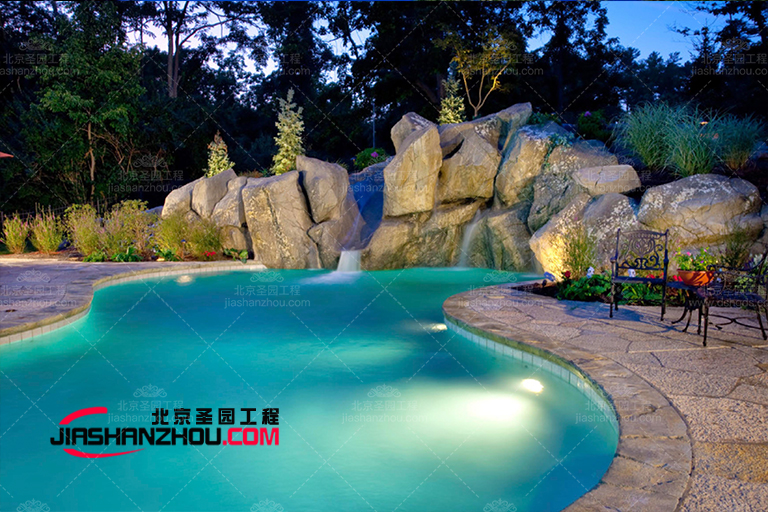 塑石假山水池.jpg 塑石假山水池