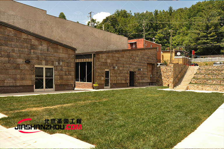 仿真树皮酒店.jpg 仿真树皮酒店