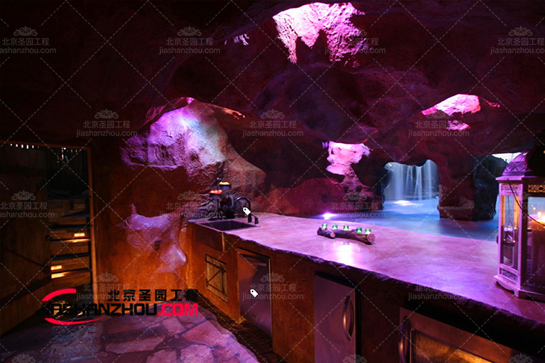 洞穴餐厅.jpg 洞穴餐厅