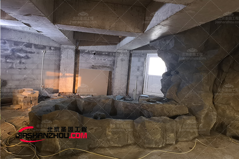 洞穴主题盐疗房.jpg 洞穴主题盐疗房