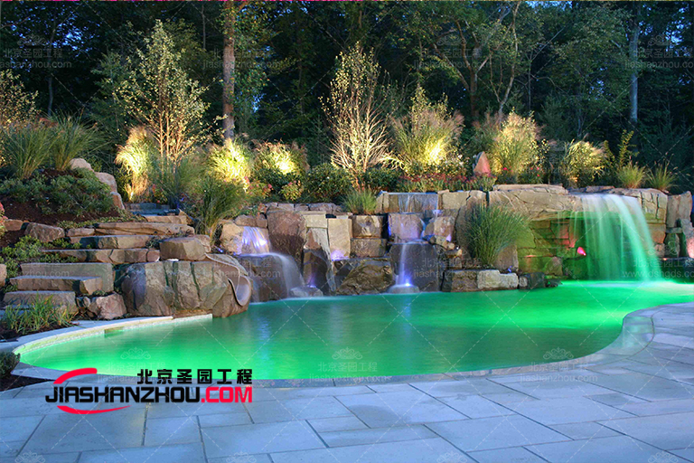 塑石假山.jpg 塑石假山