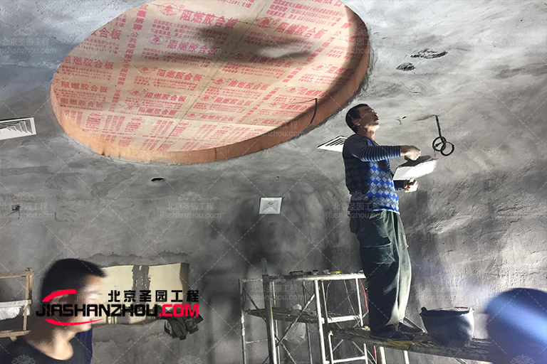 山洞主题酒店.jpg 山洞主题酒店