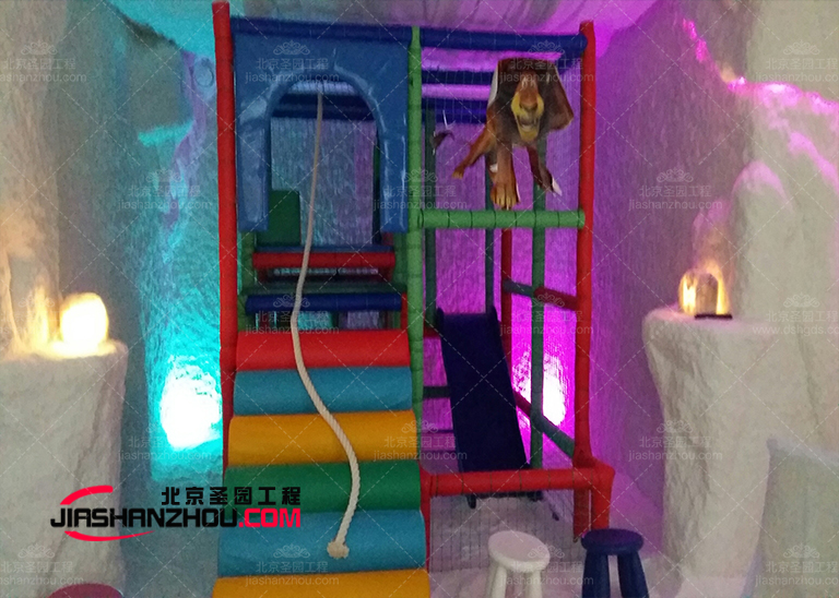 汗蒸房盐洞.jpg 汗蒸房盐洞