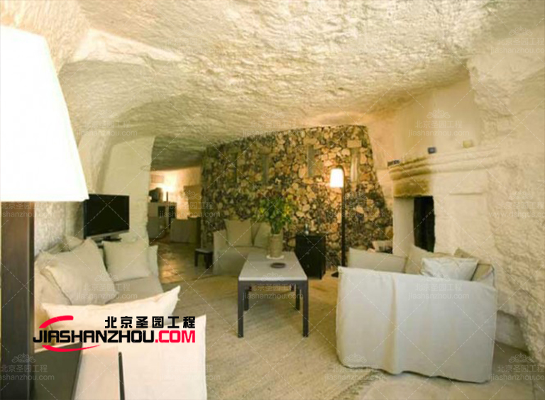 洞穴餐厅.jpg 洞穴餐厅