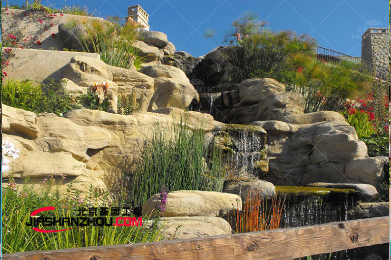 塑石假山.jpg 塑石假山