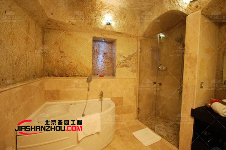 山洞浴室
