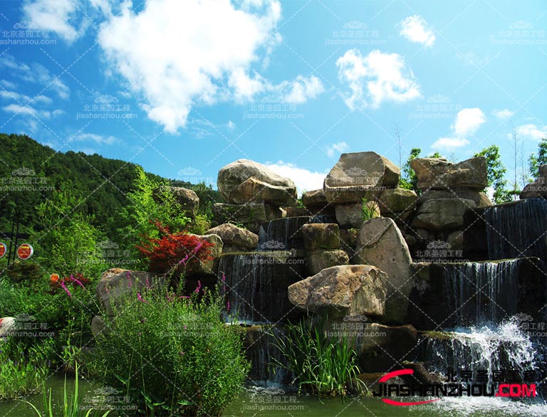 塑石假山.jpg 塑石假山