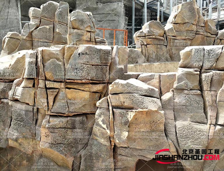 塑石假山.jpg 塑石假山