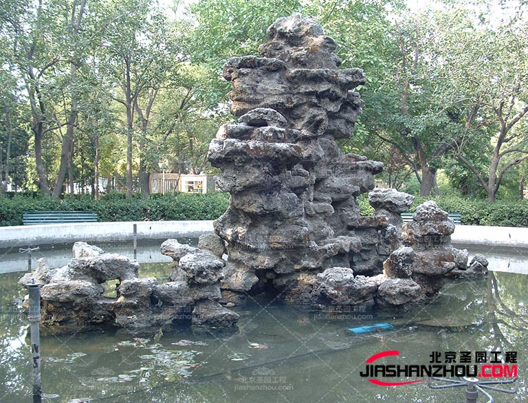 塑石假山.jpg 塑石假山