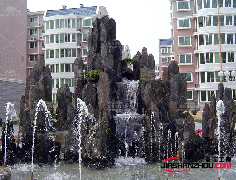 塑石假山.jpg 塑石假山