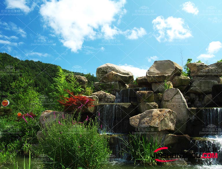 塑石假山.jpg 塑石假山