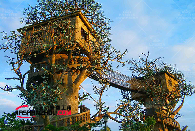 仿真假树酒店.jpg 仿真假树酒店.jpg