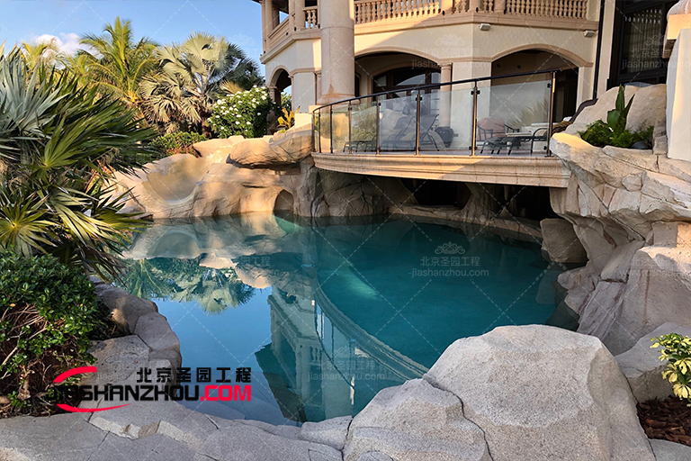 水泥假山.jpg 水泥假山.jpg