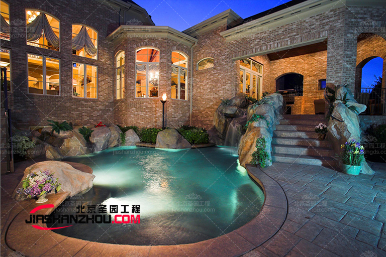 塑石假山.jpg 塑石假山.jpg