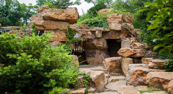 黄石假山
