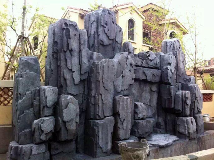 塑石假山价格.jpg 塑石假山价格